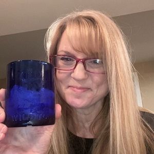 Meet your Posher, Jana